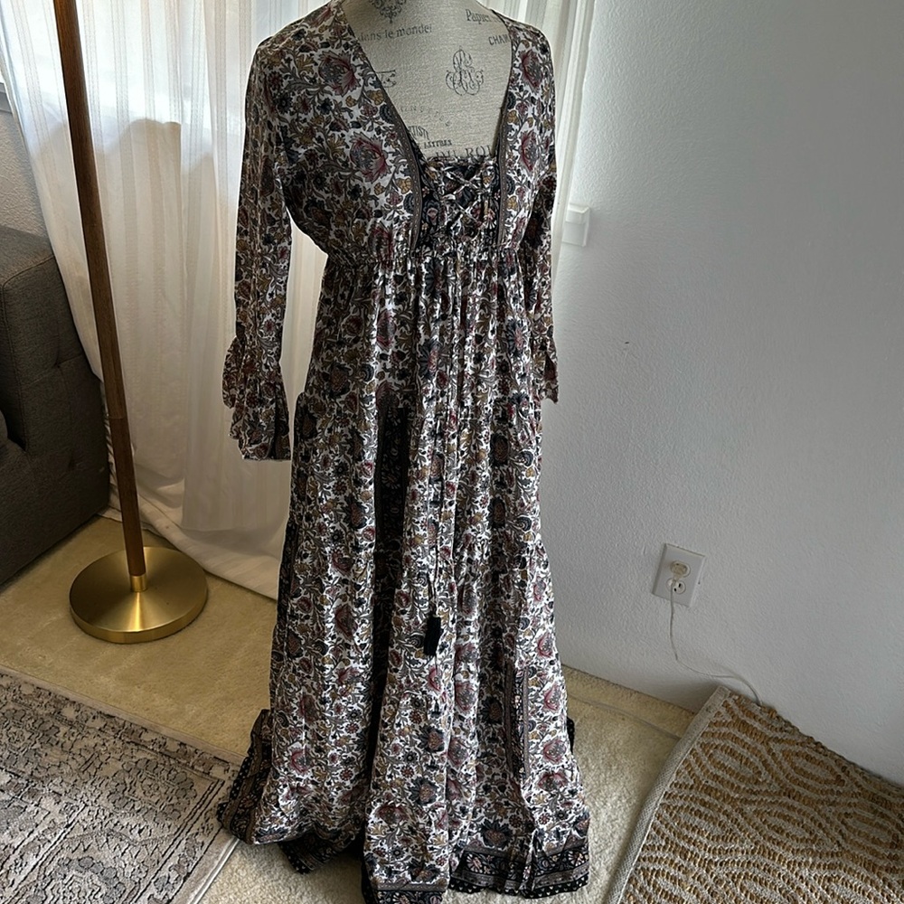 Boemo Size M flare sleeve tiered maxi dress.